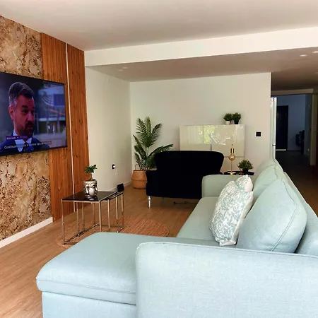 Vilamoura Platanos House *